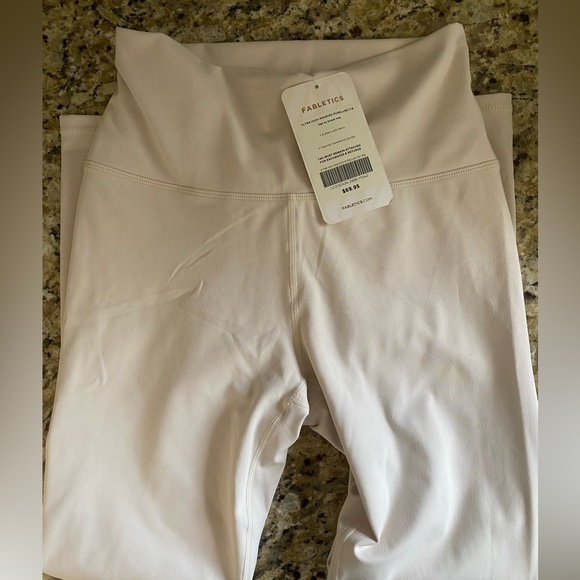 Fabletics Leggings - Picture 3 of 5